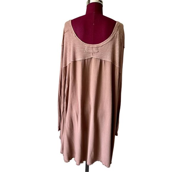 Free People We the Free Special Tee Medium Choco Latte Thermal Boho Oversized - Picture 12 of 13